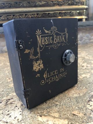 Ultra Rare Alice In Chains Metal Music Bank Promo Box Set (43 Of 204)
