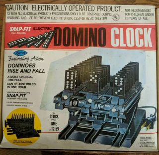 Vintage 1981 Arrow Novelty Domino Clock W Dust Cover.