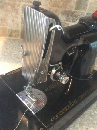 Exellent 1955 Singer Featherweight 221 - 1 Vintage Sewing Machine w/ Case AL924325 5