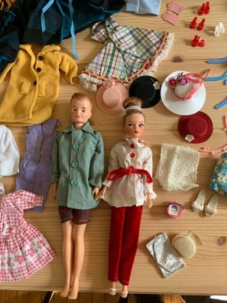 Vintage 1962 Uneeda Miss Suzette Fashion Doll with case and outfits 2