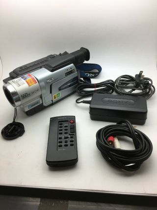 Sony Ccd - Trv130 Hi - 8 8mm Camcorder Vintage Night Vision Remote Bundle