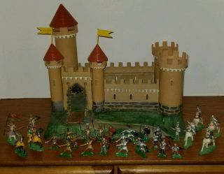 Vintage Louis Marx Miniature Playset Knights & Castle W/ Figures & Horses