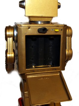 Horikawa Robot Japan Tin Toy Vintage 1960s Rare Gold Attacking Martian Astronaut 4