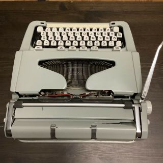 Vintage 1960 ' s Hermes 3000 Portable Typewriter Seafoam No Case 5