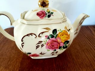 Rare - Vintage " Sadler " Cube Teapot 2897 B England Roses & Gold Gild (4 - Cup)