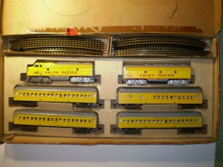 Vintage Penn Line Ho Gauge Scale Union Pacific Diesel Passenger Train Set Boxed