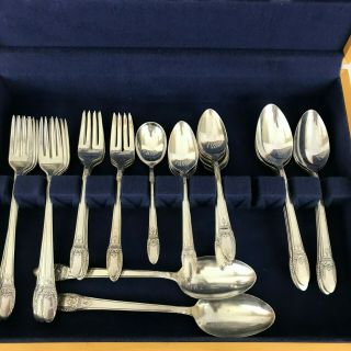 Vintage 1847 Rogers Bros First Love 47 Pc Silverplate Flatware Set