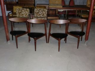 Mid Century Modern Chair Set Of (4) 3 - Legged Chairs Late 50 