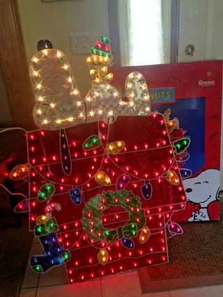 Roman Lighted Vtg Christmas Snoopy Peanuts Doghouse Lrg Outdoor Decoration 36x48