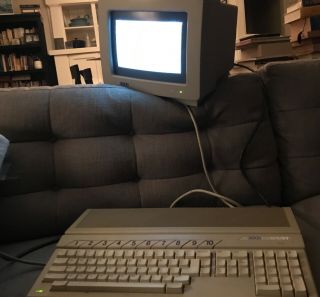 Vintage Atari 1040st Computer,  Sm124 Monitor,  Mouse,  Cubase,  Good Shape