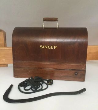 Vintage Antique Wood Singer Bentwood Sewing Machine 99 - Motor,  Knee Bar,  Cord