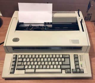Ibm 6781 - 2 Wheelwriter 2 Vintage Portable Personal Electronic Typewriter