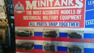 RARE Vintage 1960 ' s ROCO AHM Minitank Store Counter Display 24 tanks 2