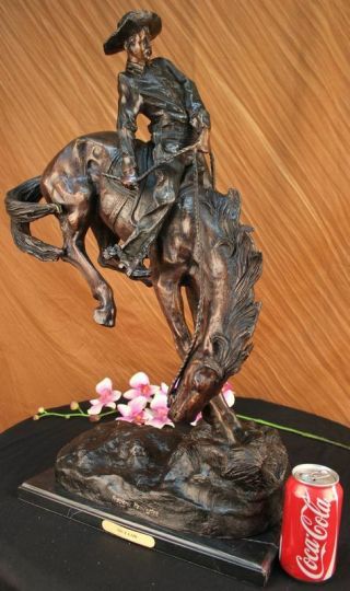 Vintage Frederic REMINGTON Bronze OUTLAW COWBOY WESTERN STATUE on Marble 27 