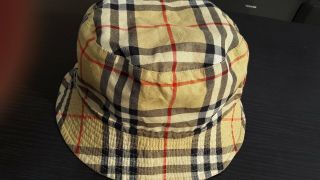 Authentic Burberry London Vintage Check Plaid Bucket Hat Reversible Khaki Cotton