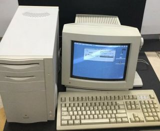Vintage Macintosh Quadra 800 Desktop,  Color Display,  Mouse And Keyboard