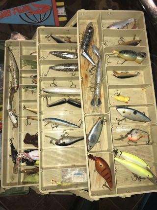 Large Vintage Tackle Box Full Of Old Fishing Lures Tackle Fish Fishing 4