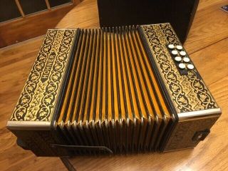Hohner 22x8 A - D Vintage Concertina c.  1940 ' s 1950 ' s MINTY with Box 3