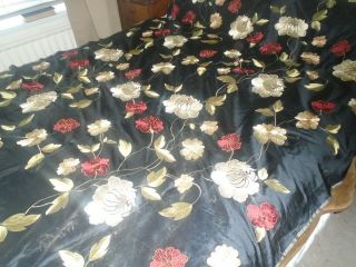 Large Piece Of Antique/vintage Fabric/throw - Silk And Flowers - Chinese?
