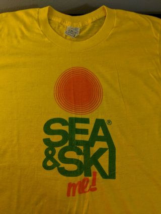 Vintage 1970s - 80s Sea & Ski Suntan Lotion T Shirt Large.
