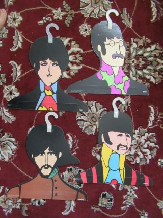 Beatles Rare 1968 Set Of Yellow Submarine 