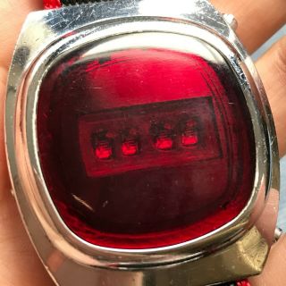 Elektronika 1 Pulsar Vintage Men ' s Extremely Rare First Digital USSR Watch LED 3