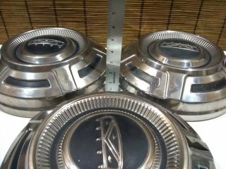 Vintage Dog Dish Ford F - 250 Hubcaps Should Fit 1967 - 1972.  Please Read Listing