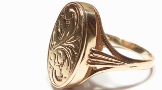 Rare Antique Poison Locket 9ct Gold Engraved Vintage Ring