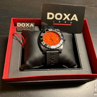 DOXA Orange Aquaman Dive Watch,  RARE men ' s diver watch w/ Box,  Tags 2