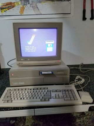 Rare Vintage Commodore Amiga 2000 Computer A2000 A2500