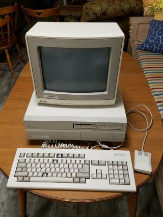 RARE Vintage Commodore Amiga 2000 Computer A2000 A2500 2