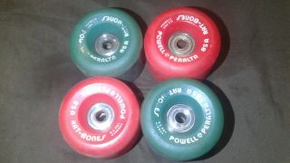 Vintage Powell Peralta Rat - Bones Skateboard Wheels - 85a - Red & Blue