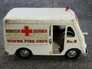VTG Tonka Fire Rescue Squad Ambulance Dept No 5 Van Truck Metal Toy 1950 ' s 3