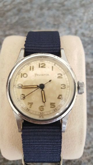 Vintage 1940s Mens Helvetia Military Sport Style Watch Serviced Cal.  800c
