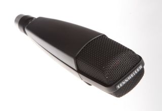 SENNHEISER MD421 U4 Vintage Cardioid Microphone XLR Black,  Clip,  Case 67989 7