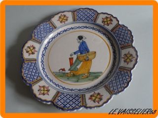 Vintage Plate French Faience Henriot Quimper Circa 1930s 