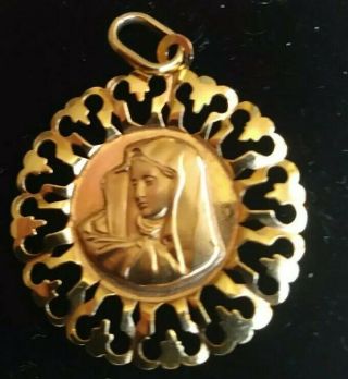 14k Gold Vintage Virgin Mary Pendant Charm In Filigree Frame Italian.