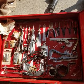 Vtg Snap On Tool Mount Box Or Wall Cylinder Service Kit W Board Mechanic Deal
