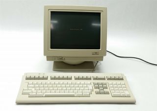 Vintage Digital Dec Vt520 - C6 Text Video Computer Terminal,  Lk411 - Aa Keyboard
