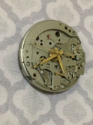 vintage Valjoux 7736 Chronograph Wristwatch Running Movement (project/parts) 3