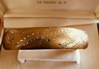 Vintage ETON Gold Filled Hinged Bangle Bracelet Nicely Etched 2