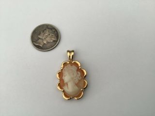 Vintage 14k Yellow Gold And Carved Cameo Pendant,  3.  5 Grams