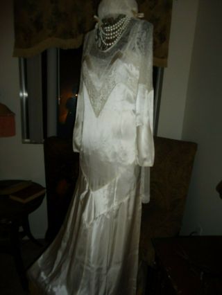 Womens Art Deco 1920s - 30s Satin/lace Wedding Dress W/1920s - 30s Bridal Veil