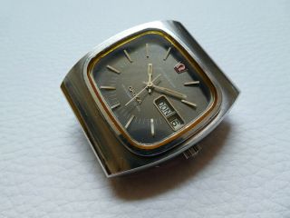Vintage OMEGA CONSTELLATION Megaquartz Men ' s watch from 1975 ' s Does not work 8