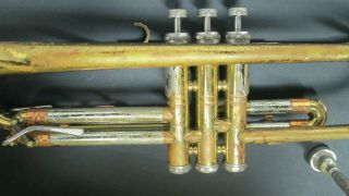 Vintage Getzen Deluxe Tone Balanced Trumpet 68885 With Vincent Bach 7CW 3