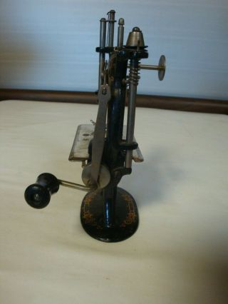 1900 ' s F & W Liberty Childs Sewing Machine Enameled Cast Iron 3