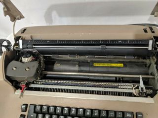 Vintage IBM Selectric 1 Typewriter - Tan - 4