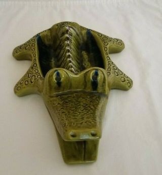 Vtg Calif Usa D 23 Large Green Alligator Mid - Century Ashtray Ceramic Pottery