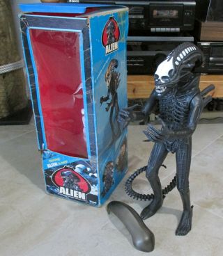 Vintage 1979 Kenner Alien 18” Poseable Action Figure & Box