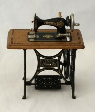 Vtg Dollhouse Miniature Bodo Hennig Sewing Machine Brass Germany 1:12